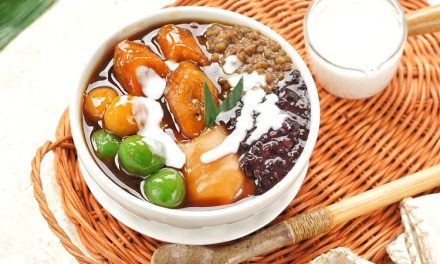 Bubur Kampiun: Tradisi Minang Dalam Setiap Sendoknya