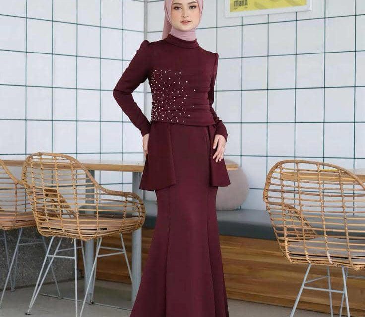 Inspirasi Dress Wisuda Yang Elegan & Estetik Tampil Memukau