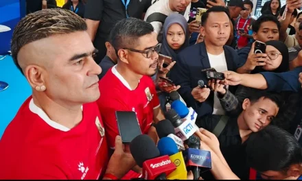 Cristian Gonzales Sedih Ricky Kambuaya Tak Masuk Timnas 2026