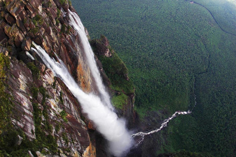 Salto Ángel: Air Terjun Tertinggi Di Dunia, Menjulang Di Venezuela