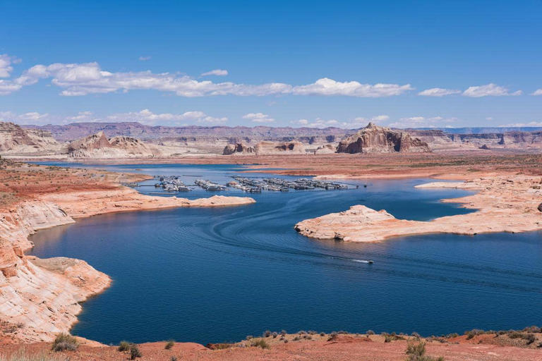 Bikin Takjub! Garis Pantai Danau Powell Ternyata Capai 3.100 Km